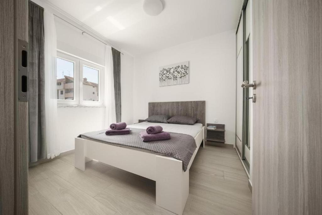 Apartments Dobrenic Vodice Eksteriør billede