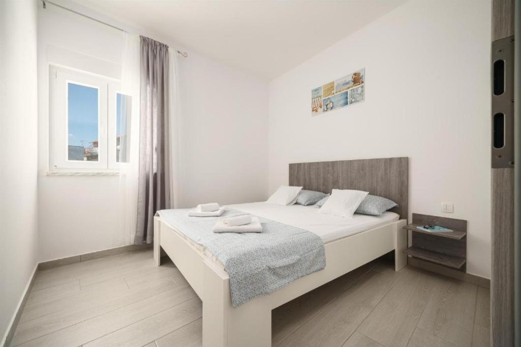 Apartments Dobrenic Vodice Eksteriør billede