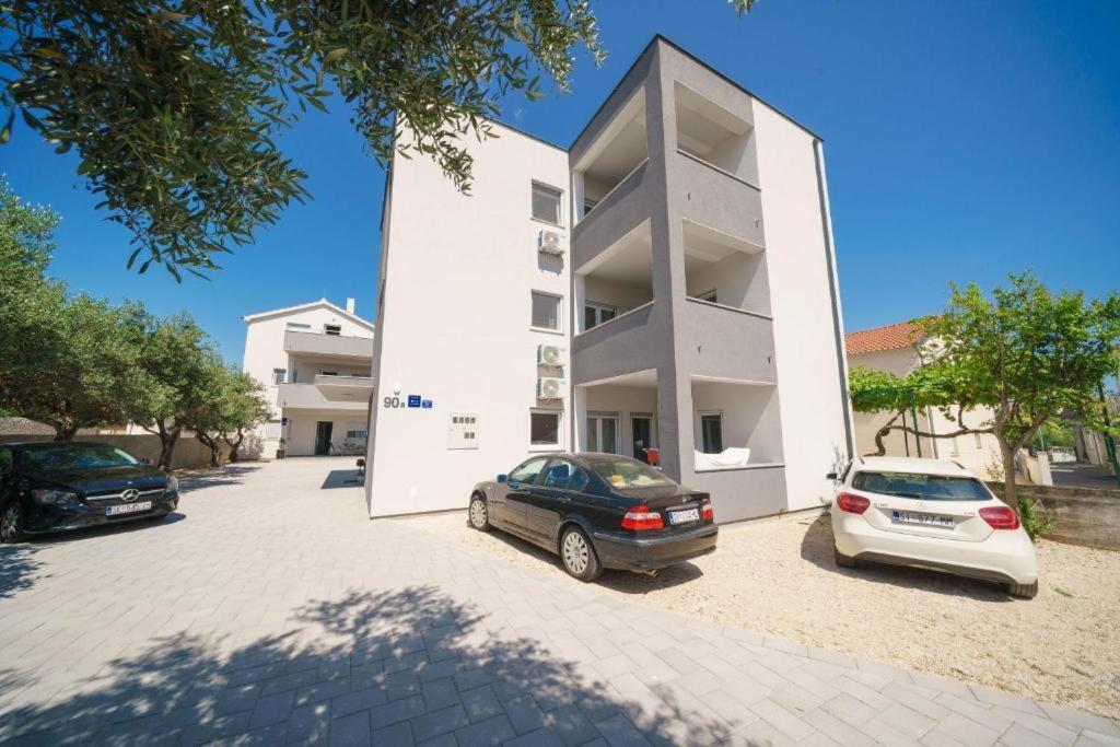 Apartments Dobrenic Vodice Eksteriør billede